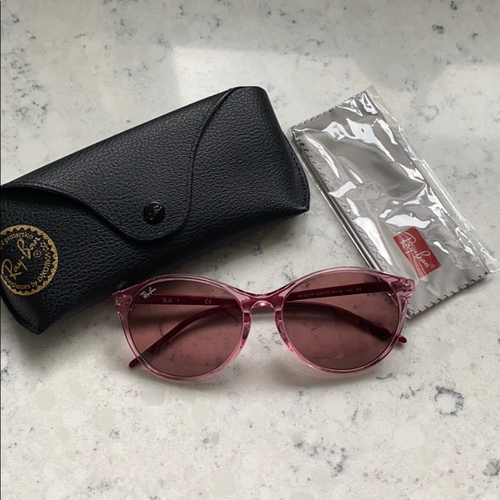 Pink Ray-Ban Sunglasses